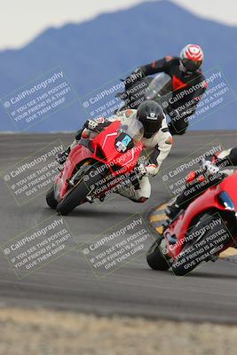 media/Jan-14-2023-SoCal Trackdays (Sat) [[497694156f]]/Turn 12 (120pm)/